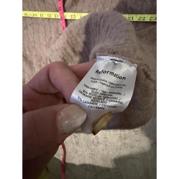 Reformation Giusta Oversized Beige Brown Cashmere Cable Knit Cardigan L - Picture 6 of 6